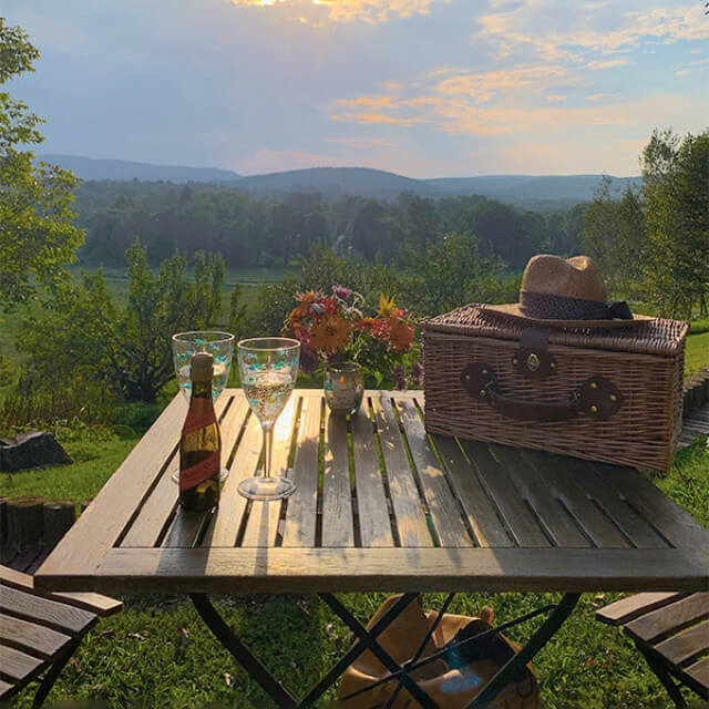 Picknick im Naumkeag Public Garden in Stockbridge, Massachusetts
