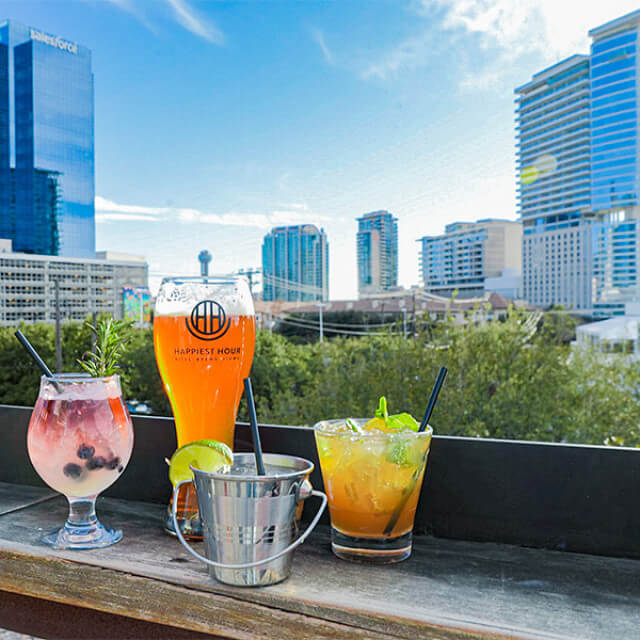 Panoramaaussicht und Drinks: Happiest Hour in Dallas, Texas