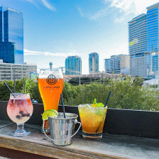 Panoramaaussicht und Drinks: Happiest Hour in Dallas, Texas