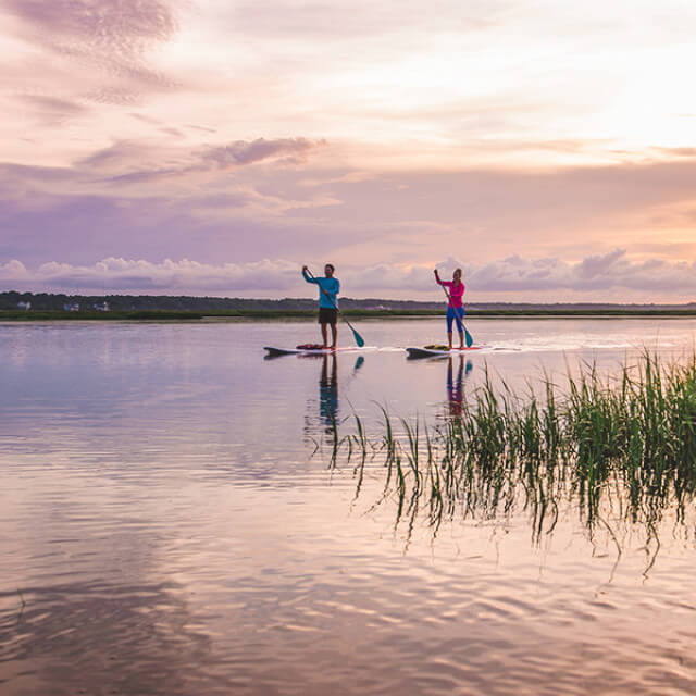 Paddleboarding auf Hilton Head Island, South Carolina