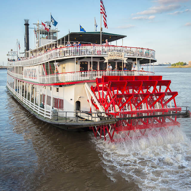 Ein Ausflugsdampfer in New Orleans, Louisiana