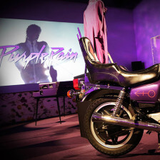 Erinnerungsstücke in Paisley Park in Chanhassen, Minnesota