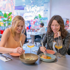 Zu Gast in der Food Hall POST Houston in Houston, Texas